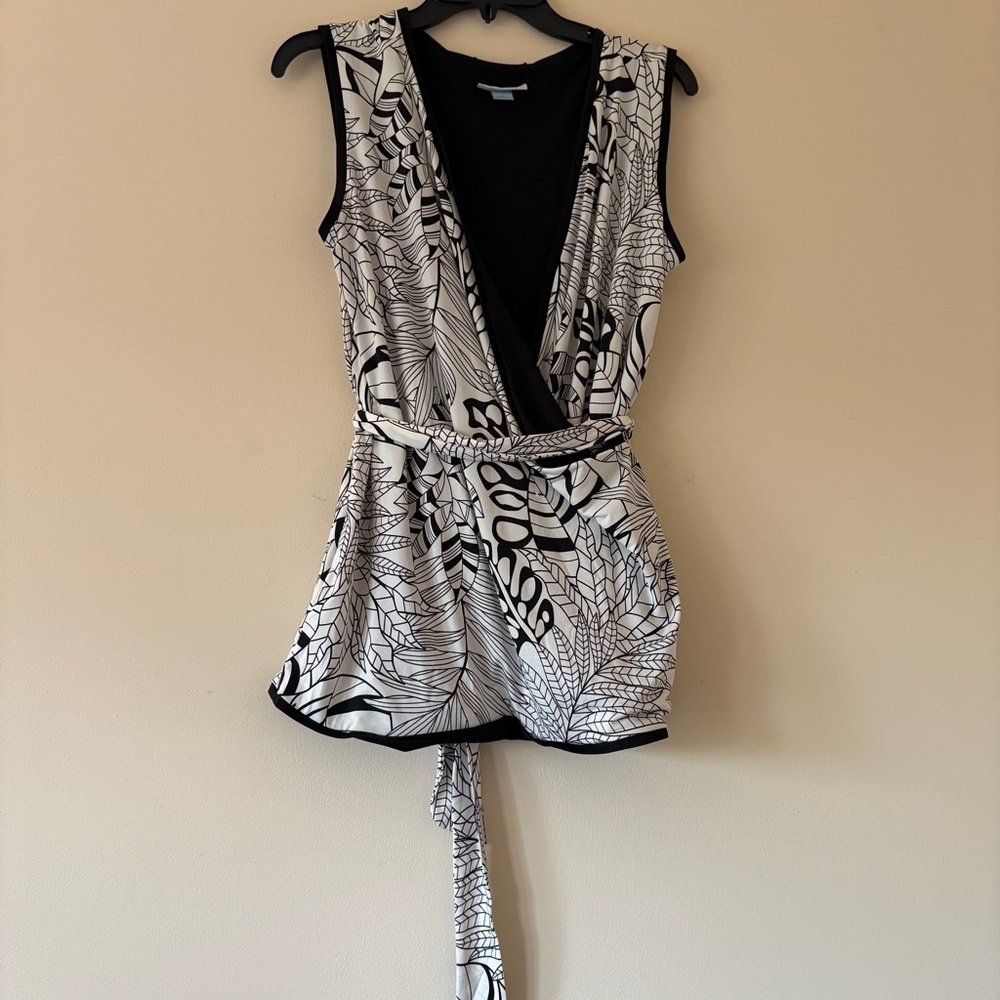 Serra Black White Leaf Print Wrap Top Large Belted Sleeveless Blouse